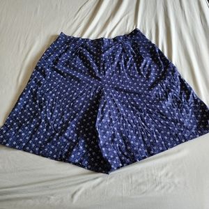 Ms. Russ XL 0X vintage navy shorts